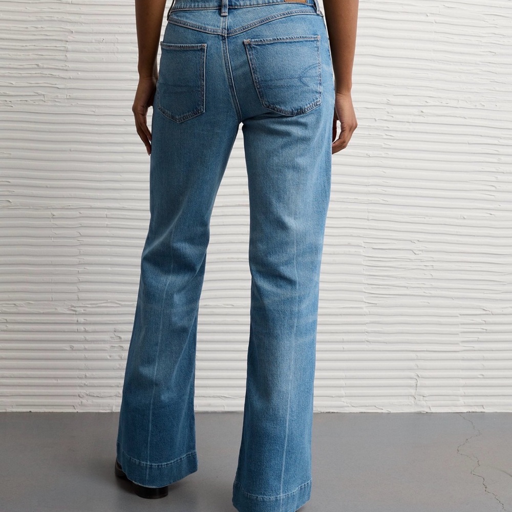 American Eagle Outfitters Next Level Stretch Super hi-Rise Flare Jeans - Picture 2 of 13